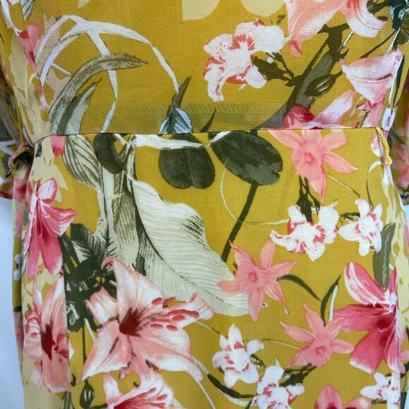 NEW YELLOW FLORAL DRESS - Picture 4 of 13